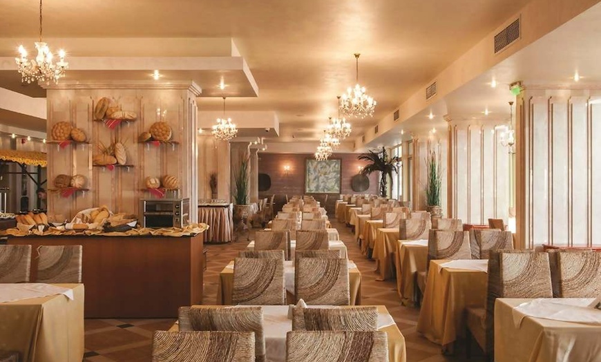 Image 31: ✈ BURGAS | Elenite - Hotel Royal Bay 4*