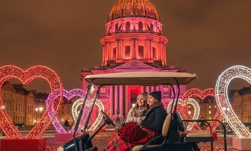 Image 6: Le Tour d'Amour Le panier de golf privé de la Saint-Valentin à Paris