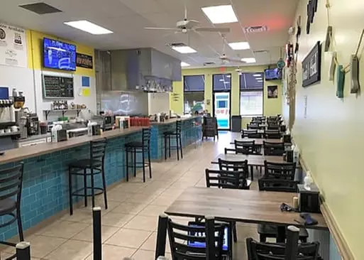 5% Cash Back at Seaside Dogs & Grill