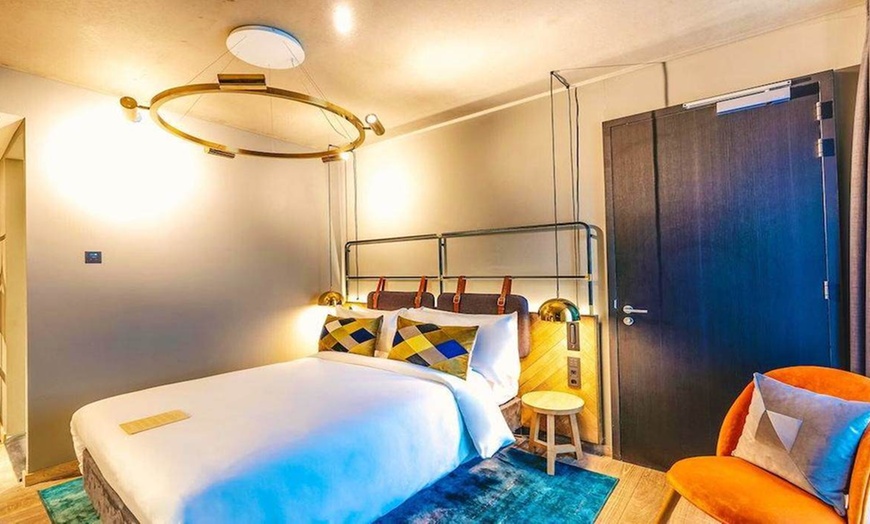 Image 1: ✈ NIEDERLANDE | Amsterdam - Four Elements Hotel Amsterdam 4*, 2 Näc...