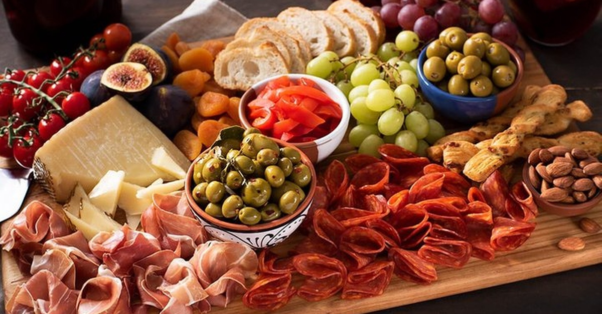 Visita gastronómica privada con tapas incluidas en Sevilla