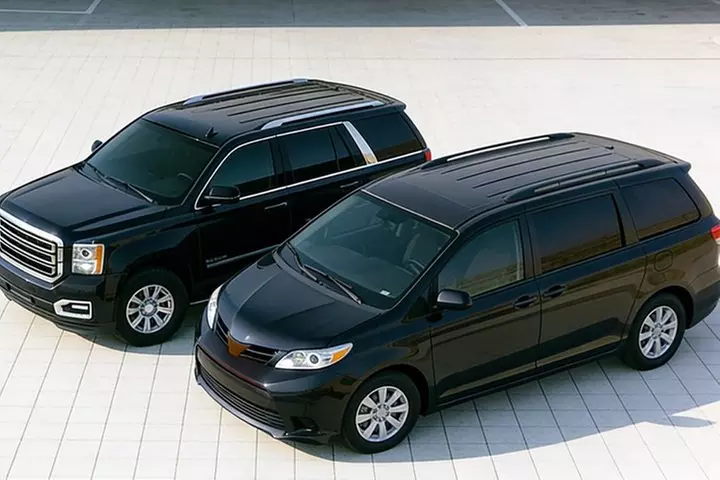 Private New York City Airport-to-Airport Transfer (JFK/LGA/EWR)
