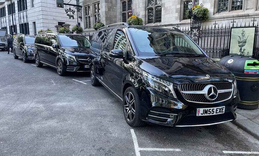 Image 4: Luxury Airport Transfers in London