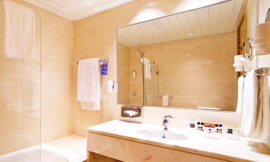 Image 26: ✈ PORTUGAL | Lisbon - HF Fenix Garden 3*, 2 nights - City break