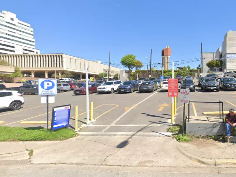 Parking at 400 E. 8th St. Lot