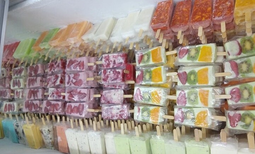 Image 4: Private Cancun Food and Shopping Tour with Guide