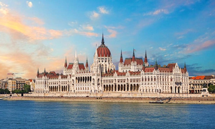 Image 6: ✈ AUTRICHE | Vienne - Croisière Les capitales danubiennes 5*, 4 nui...