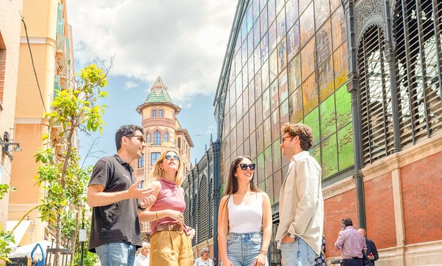 Image 4: Málaga Patrimonio Morisco & Romano : Casco Antiguo, Alcazaba & Cate...