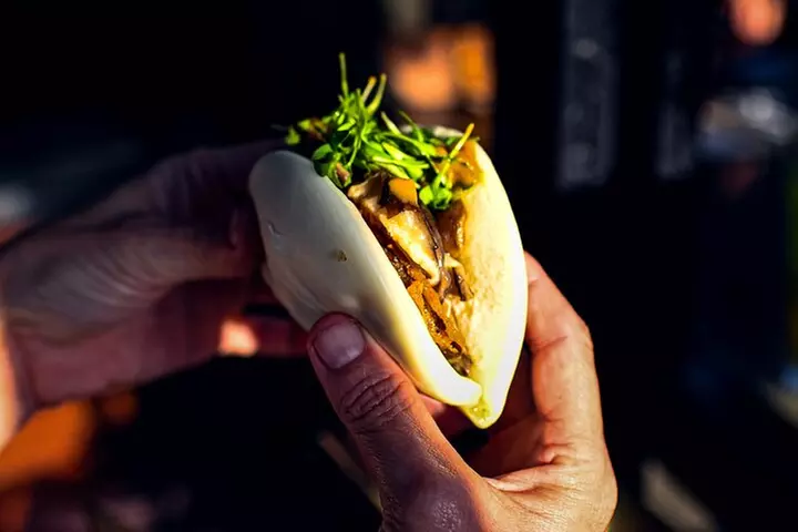 San Diego Gaslamp Food Tour with 6 Modern Californian Tastings