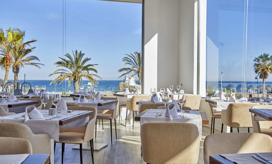 Image 5: ✈ COSTA DEL SOL | Torremolinos - Ibersol Torremolinos Beach 4* - Śn...