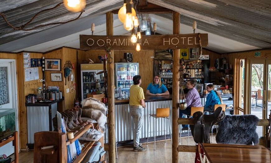 Image 4: Red Centre Journey Tour