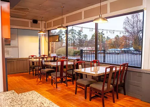 5% Cash Back at Gyro Gyro