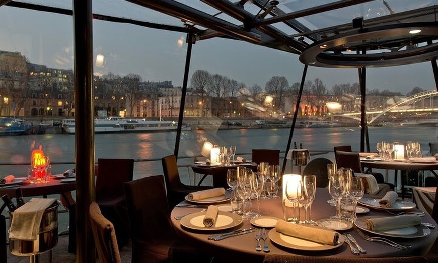 Image 15: Entrée du château Versailles Royal Passport avec Premium Add On