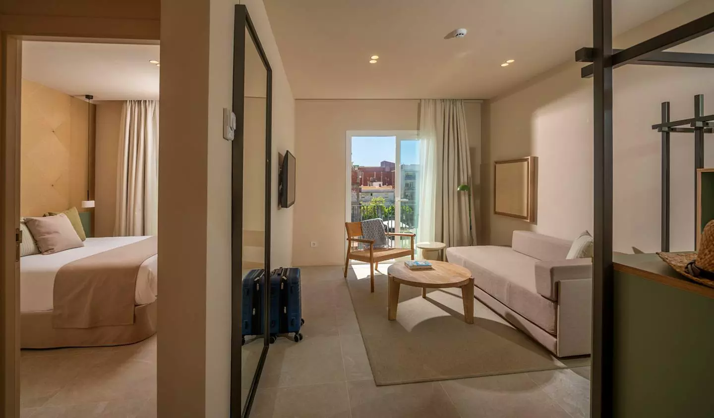 ✈ COSTA BRAVA | Lloret de Mar - Aqua Hotel Bertran Park 4*, 2 Nächt...