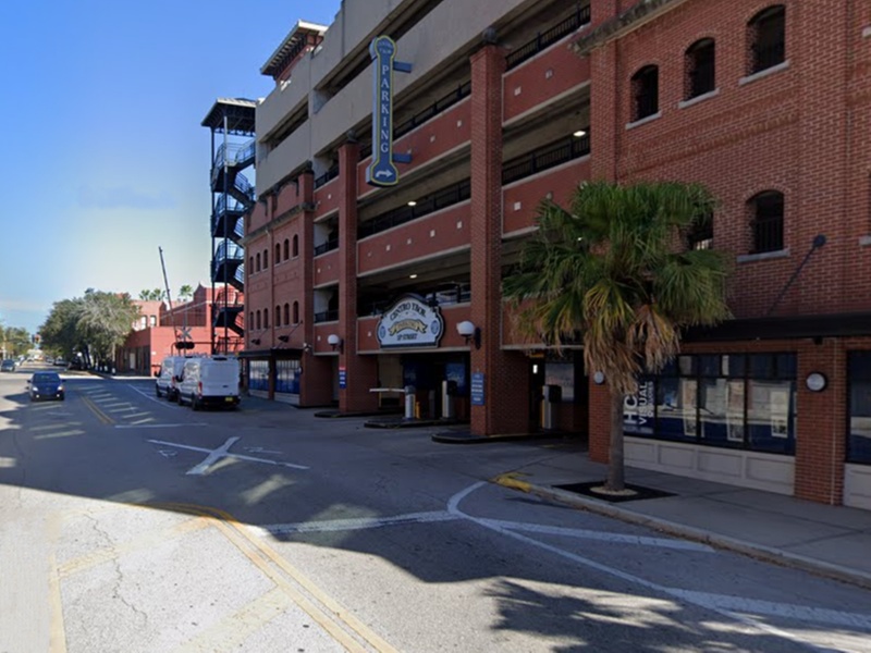 Parking at 1605 N. 15th St. Garage