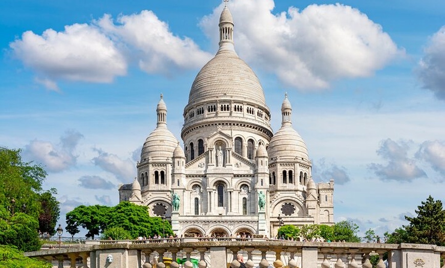 Image 3: Visite à pied de Montmartre avec un guide local parisien