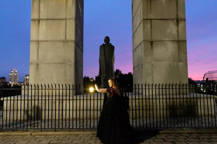 Haunted History Walking Tour of Providence