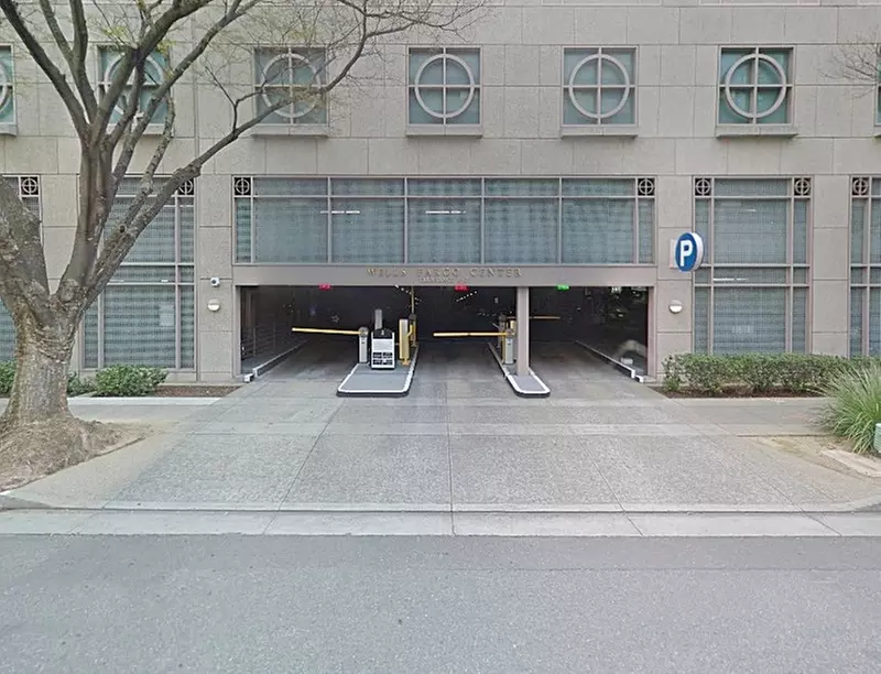 Parking at 400 Capitol Mall