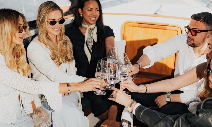 Image 3: Bootsfahrt Heidelberg Privatboot mit Kapitän 3,5h bis 12 Gäste