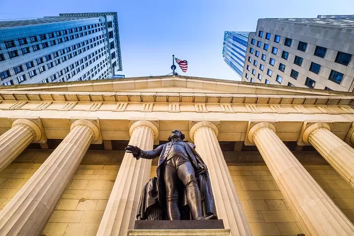 Wall Street Insider Tour with a Finance Professional