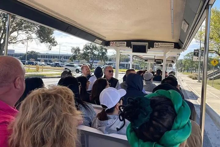 Houston Tunnel Tour & NASA Space Center Guide (English/Spanish)