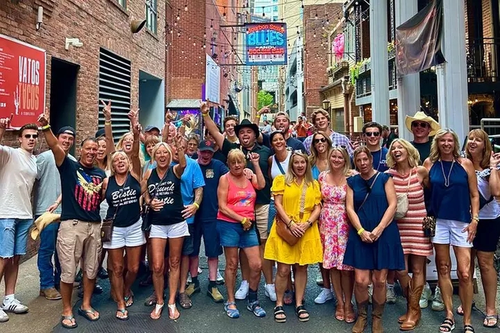 Guided Pub Crawl Walking Tour of Downtown Nashville