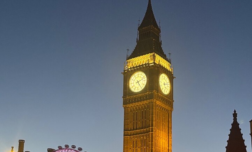 Image 7: Qualified Taxi tours London