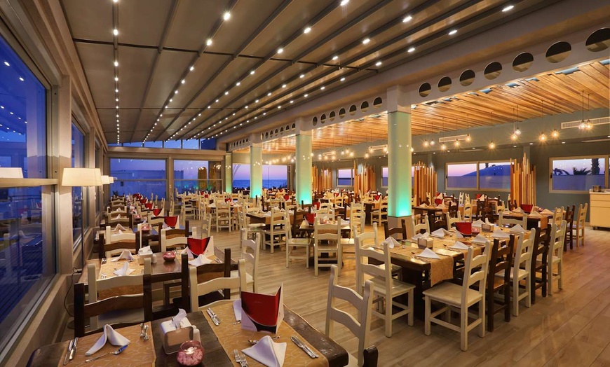 Image 8: ✈ CRÈTE | Hersonissos - Lyttos Beach 5* - Idéal famille