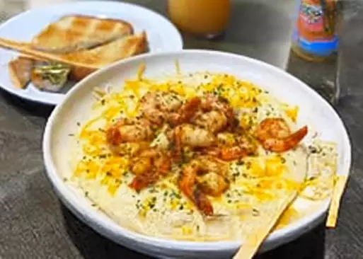 5% Cash Back at Roni's