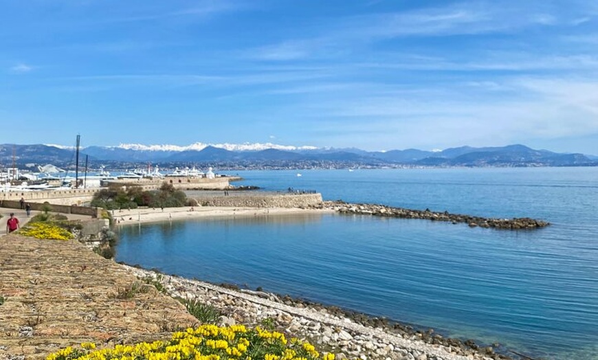 Image 6: Antibes Tasting Tour