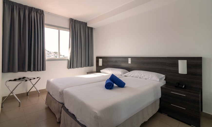 Image 3: ✈ GRAN CANARIA | Puerto Rico - Marina Elite Resort 4* - Bord de mer