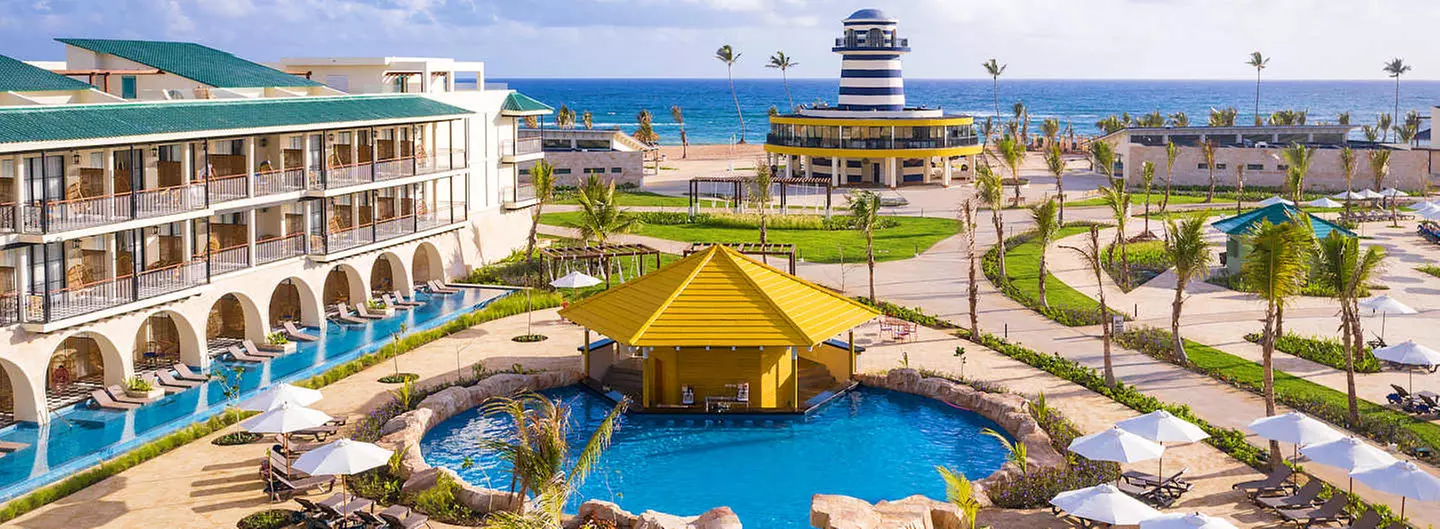 ✈ DOMINIKANISCHE REPUBLIK | Punta Cana - Ocean El Faro - El Beso 5*, 5 Nächte - All-inclusive - Primary Image