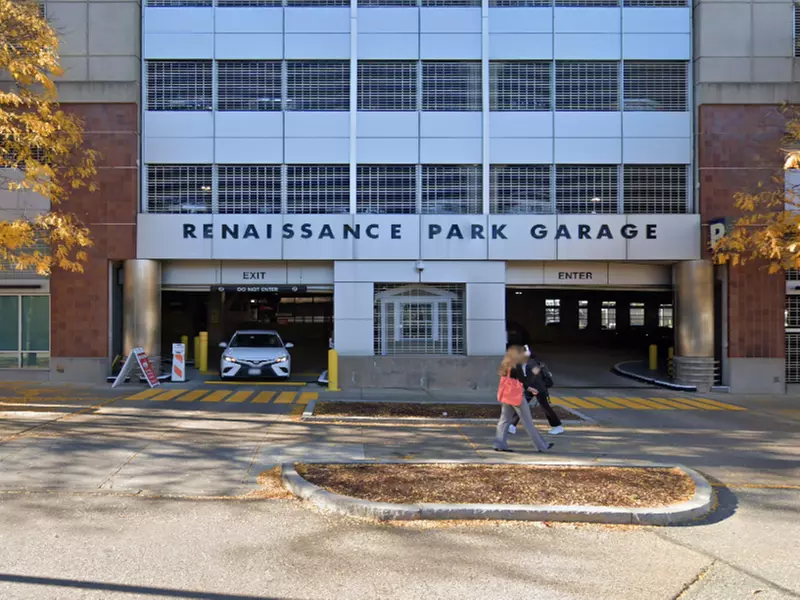 Parking at Renaissance Garage @ Northeastern University