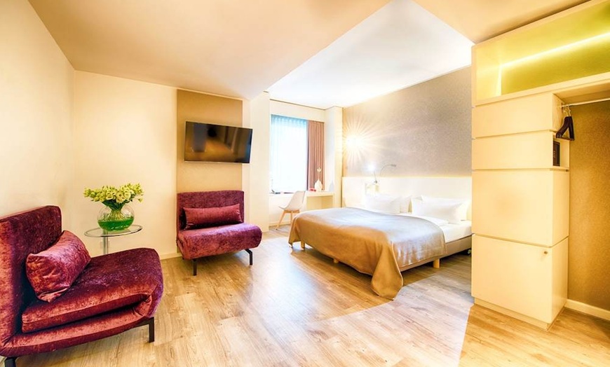 Image 12: ✈ GERMANY | Berlin - Leonardo Hotel Berlin Mitte 4*, 2 nights - Cit...