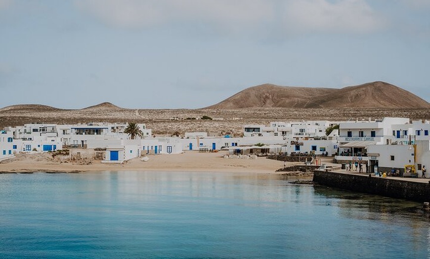 Image 3: Excursión en catamarán a la isla de La Graciosa