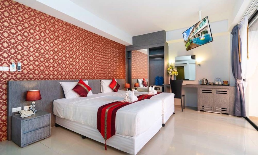 Image 6: ✈ POŁUDNIOWA TAJLANDIA | Phuket - The Thames Pool Access Resort 4* ...