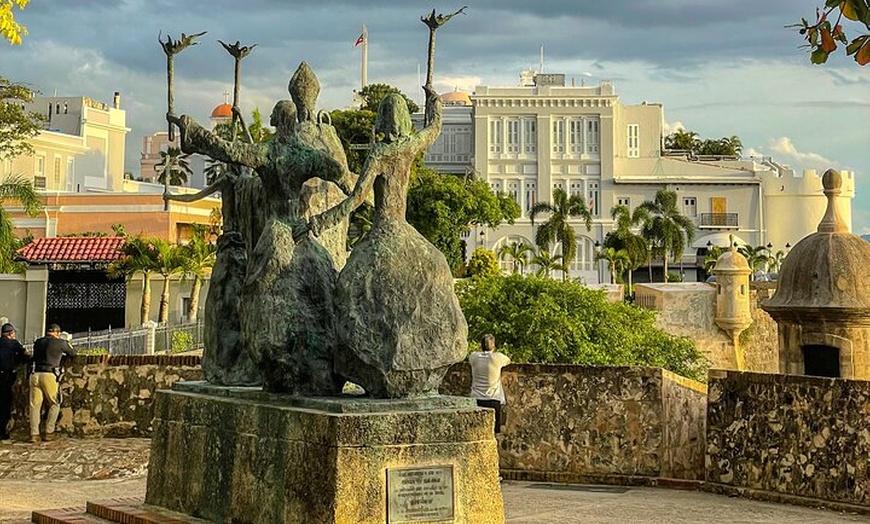 Image 7: Old San Juan Sunset Photo Walk & History Tour with free beer