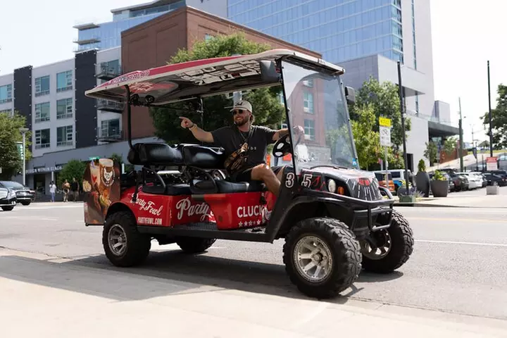 Explore the City of Nashville Sightseeing Tour by Golf Cart