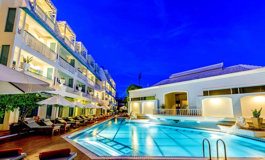 Image 6: ✈ SOUTHERN THAILAND | Phuket - Andaman Seaview Hotel 4*, 5 nights -...