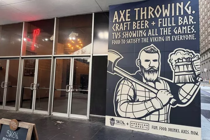 Open Throw Lane in Downtown Atlanta