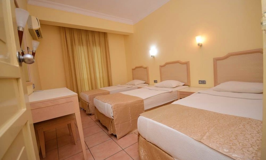 Image 4: ✈ MARMARIS AND SURROUNDING AREA | Marmaris - Alenz Suite Hotel 3*, ...