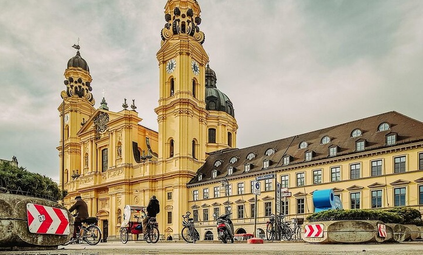 Image 29: Private Panoramatour München Prag oder Prag München mit 2h Stopp