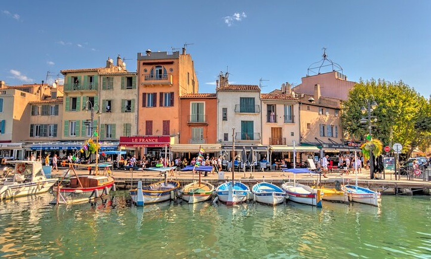 Image 6: Tour Cassis Balade en bateau et visite des grottes au départ d'Aix
