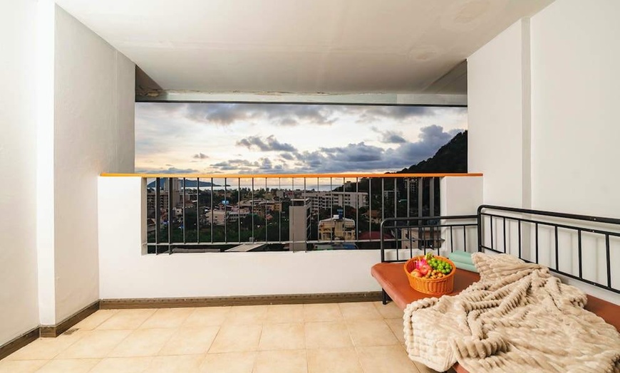 Image 32: ✈ POŁUDNIOWA TAJLANDIA | Phuket - Casa Del M 4* - Odkryty basen