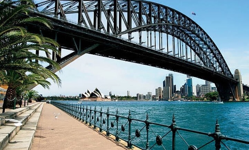 Image 17: Guided Electric Bike Tour of Sydney with Bluetooth helmets