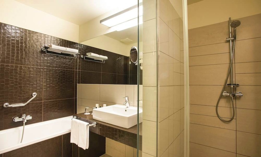 Image 4: ✈ HUNGARY | Budapest - Buda Castle Fashion Hotel 4*, 2 nights - Cit...