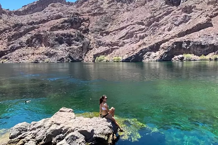 Las Vegas: Guided Kayak Tour from Willow Beach to Emerald Cave