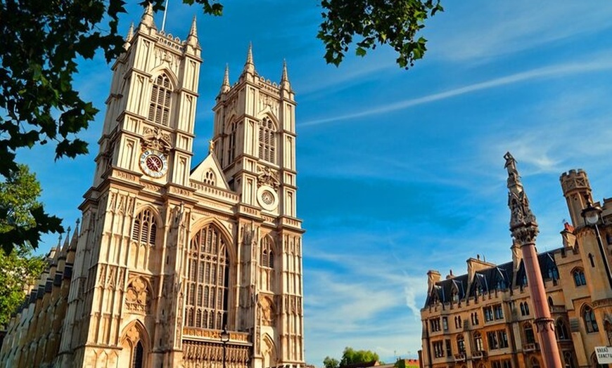 Image 3: Private Full Day Tour of London In A Chauffeured Vehicle