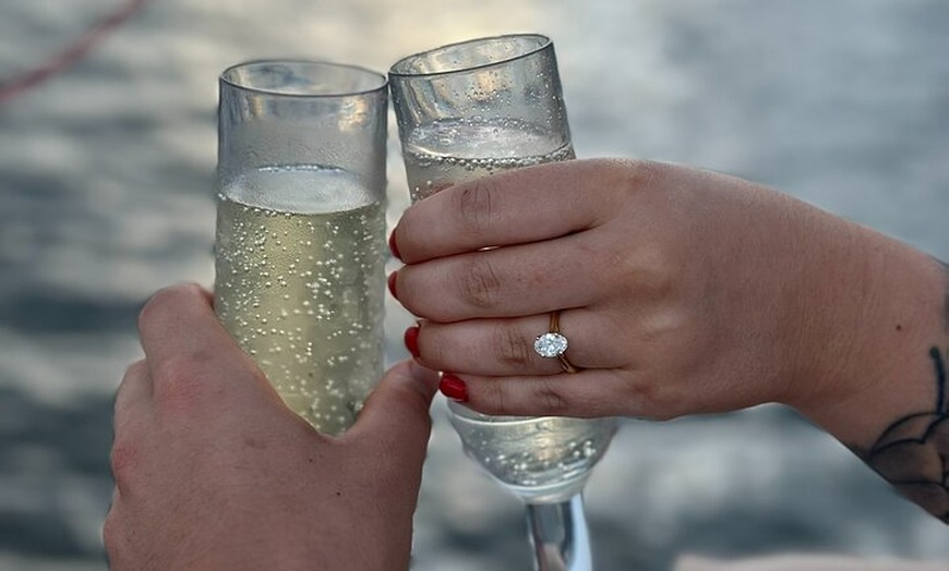 Image 10: Gold Coast 2 hr Sailing Cruise with Drinks & Tasting Plate