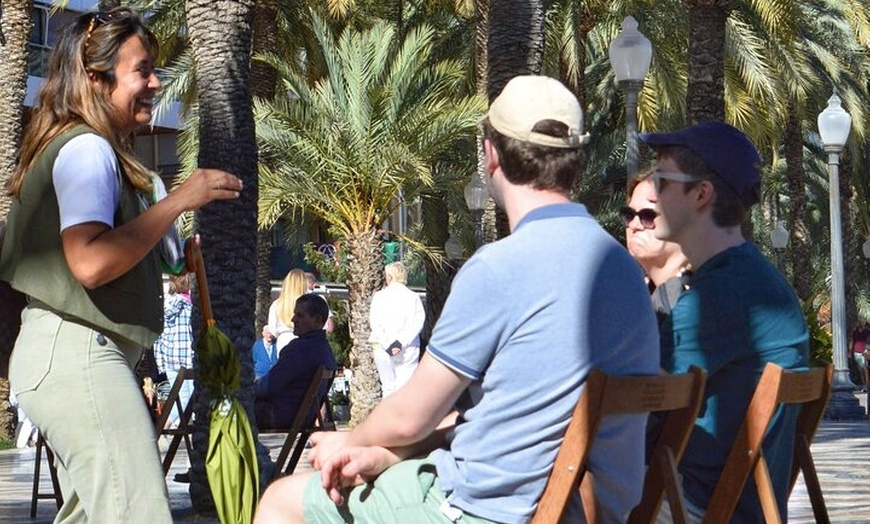 Image 5: Tour a pie por Alicante : 12 joyas ocultas con un guía local